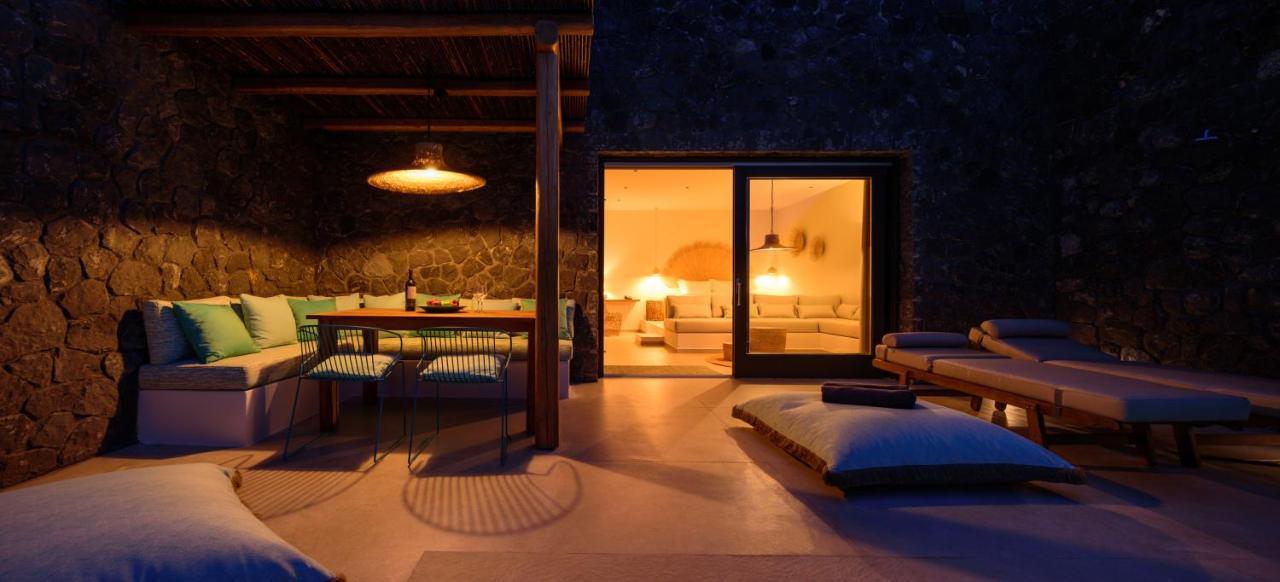Aparthotel Lithi Luxury Retreat à Imerovígli Extérieur photo
